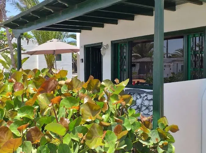 Dalai - Pool View- Good Wifi Apartment