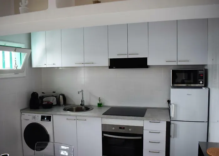 Dalai - Pool View- Good Wifi Appartement