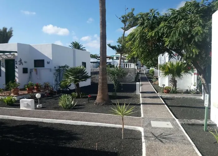 Dalai - Pool View- Good Wifi Appartement