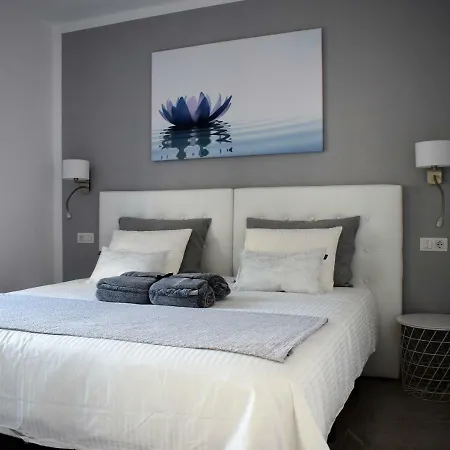 Dalai - Pool View- Good Wifi 卡门港